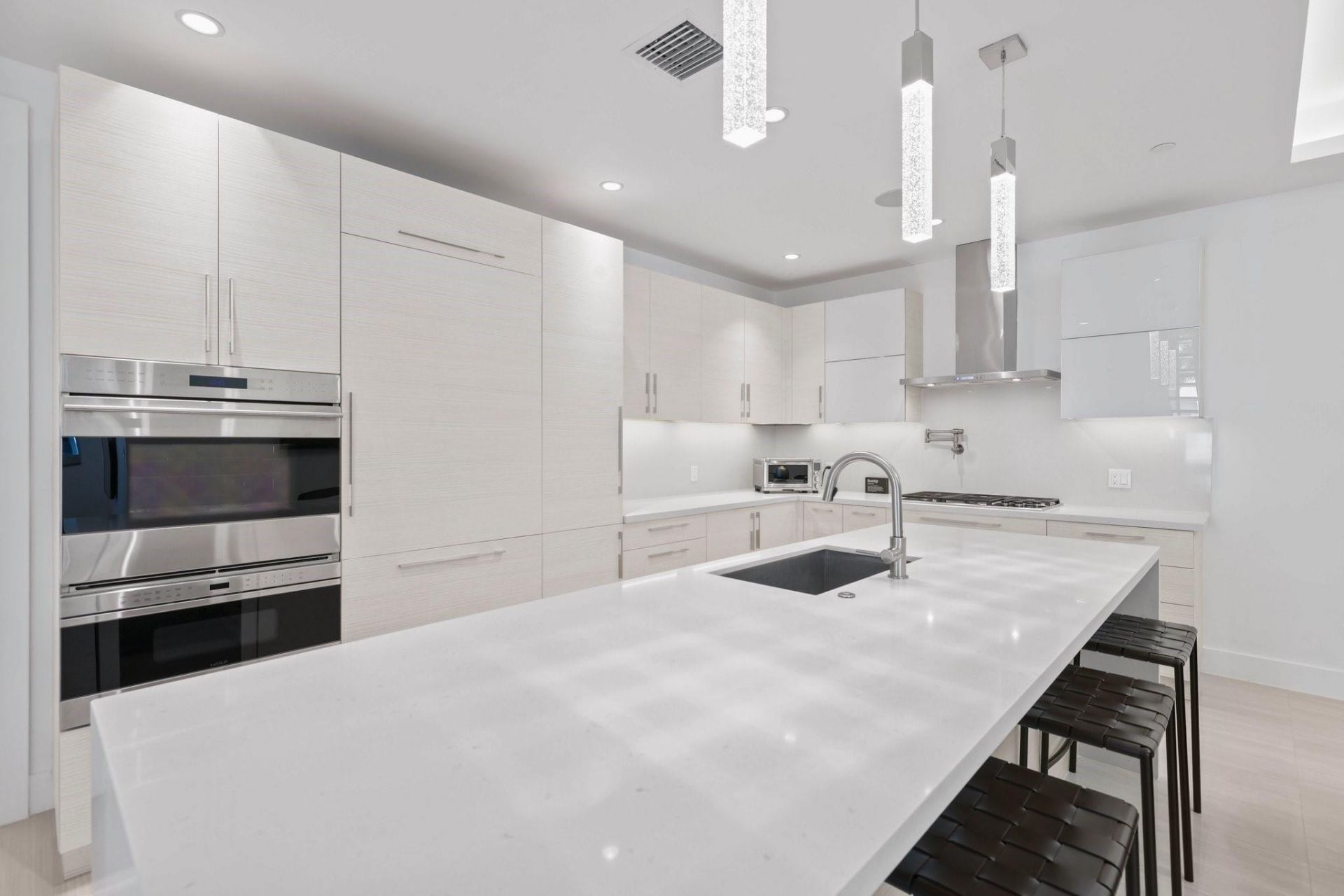 238 Shore Court, Unit 238, Lauderdale by the Sea, FL 33308 Photo