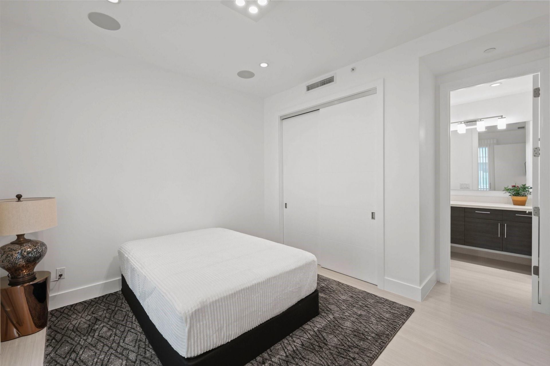 238 Shore Court, Unit 238, Lauderdale by the Sea, FL 33308 Photo