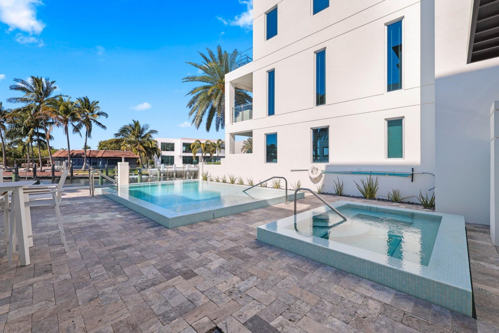 238 Shore Court, Unit 238, Lauderdale by the Sea, FL 33308 Photo