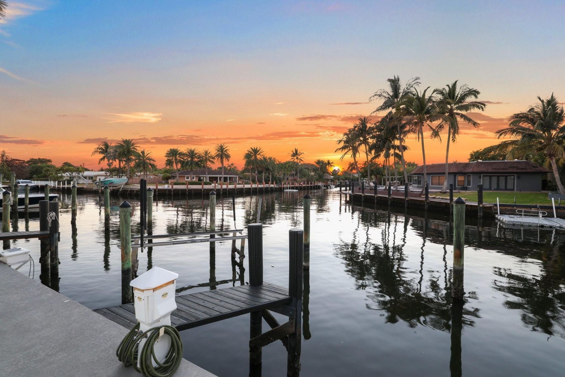 238 Shore Court, Unit 238, Lauderdale by the Sea, FL 33308 Photo