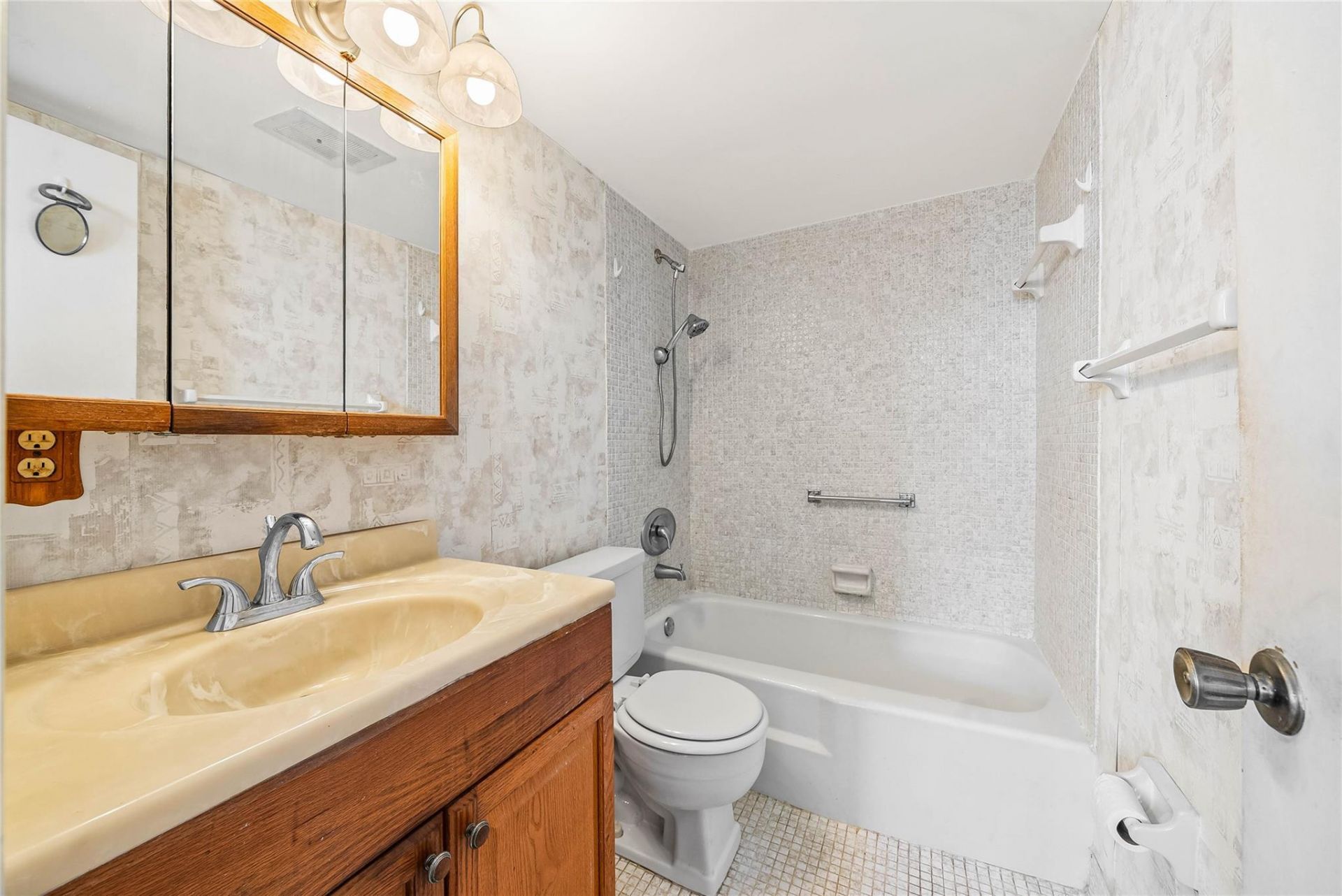 4500 N Federal Highway, Unit 245E, Lighthouse Point, FL 33064 Photo