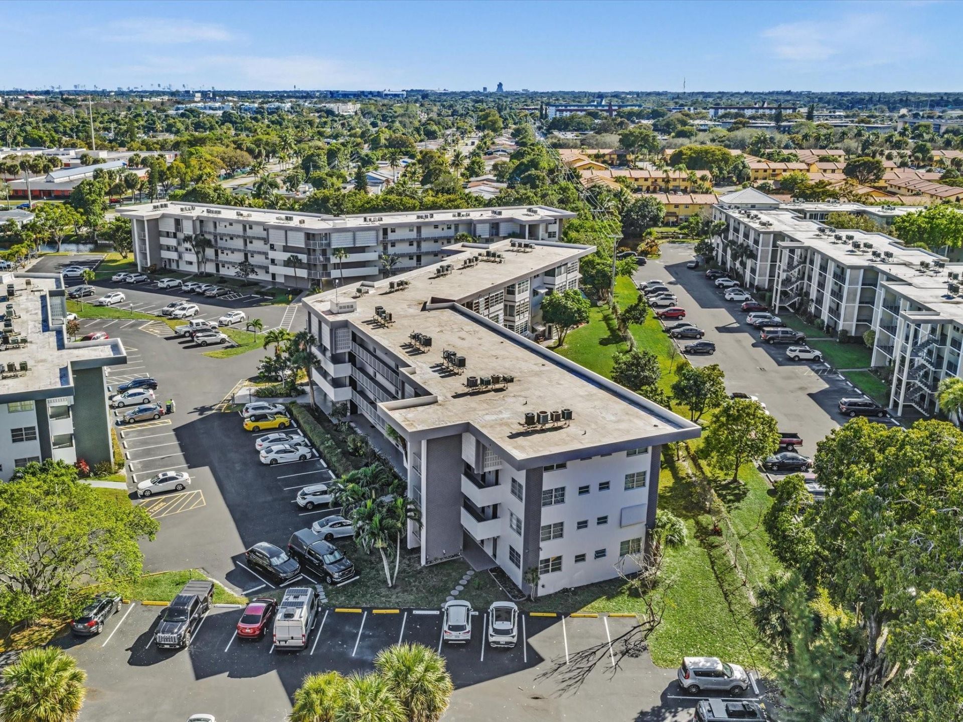 2881 NW 47th Terrace, Unit 209, Lauderdale Lakes, FL 33313 Photo