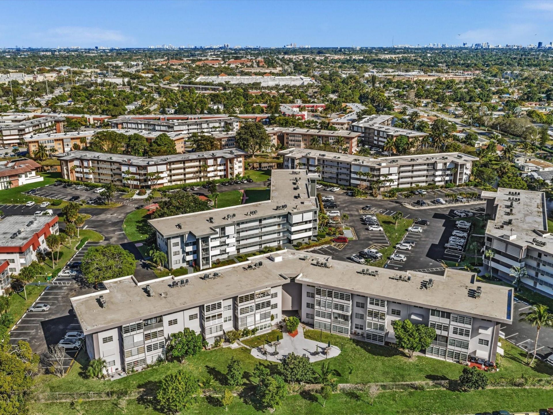 2881 NW 47th Terrace, Unit 209, Lauderdale Lakes, FL 33313 Photo