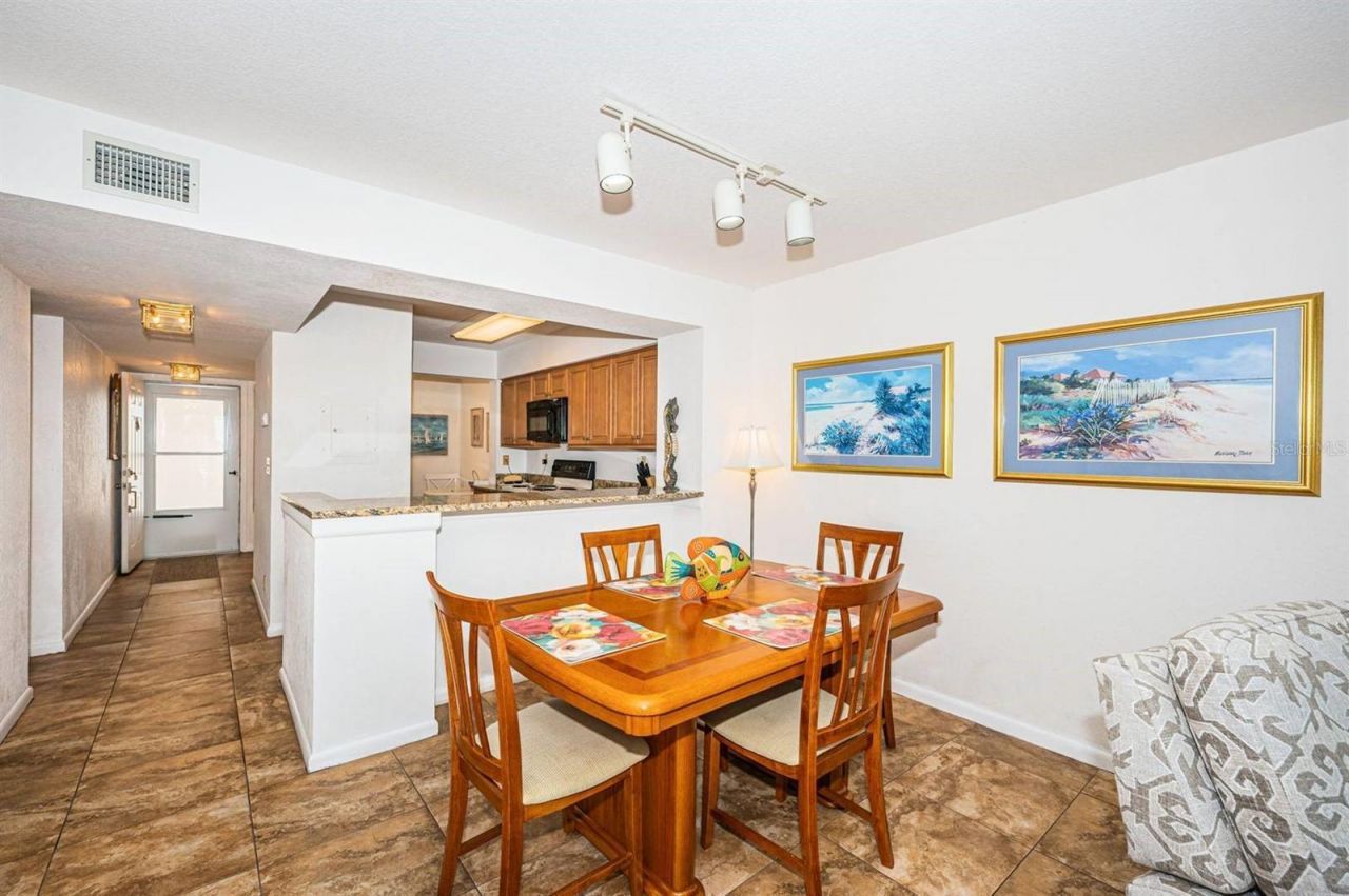 5801 Bahia Del Mar Circle, Unit 512, Saint Petersburg, FL 33715 Photo