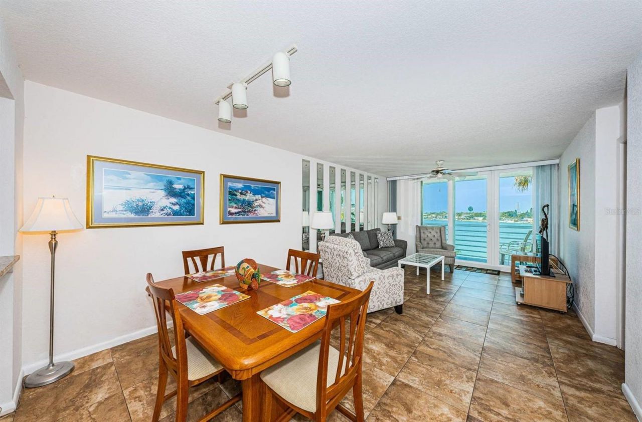 5801 Bahia Del Mar Circle, Unit 512, Saint Petersburg, FL 33715 Photo