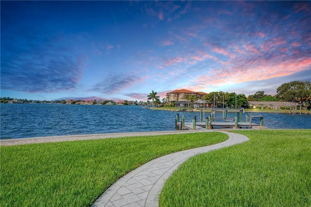7692 Cove Terrace, Sarasota, FL 34231 Photo