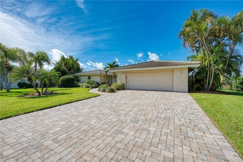 7692 Cove Terrace, Sarasota, FL 34231 Photo