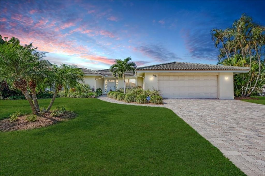 7692 Cove Terrace, Sarasota, FL 34231 Photo