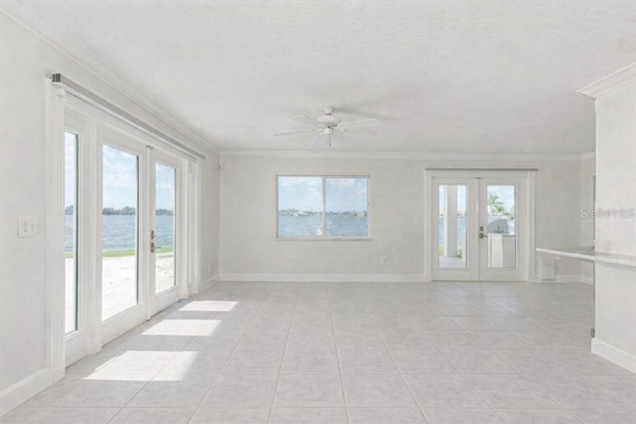 7692 Cove Terrace, Sarasota, FL 34231 Photo