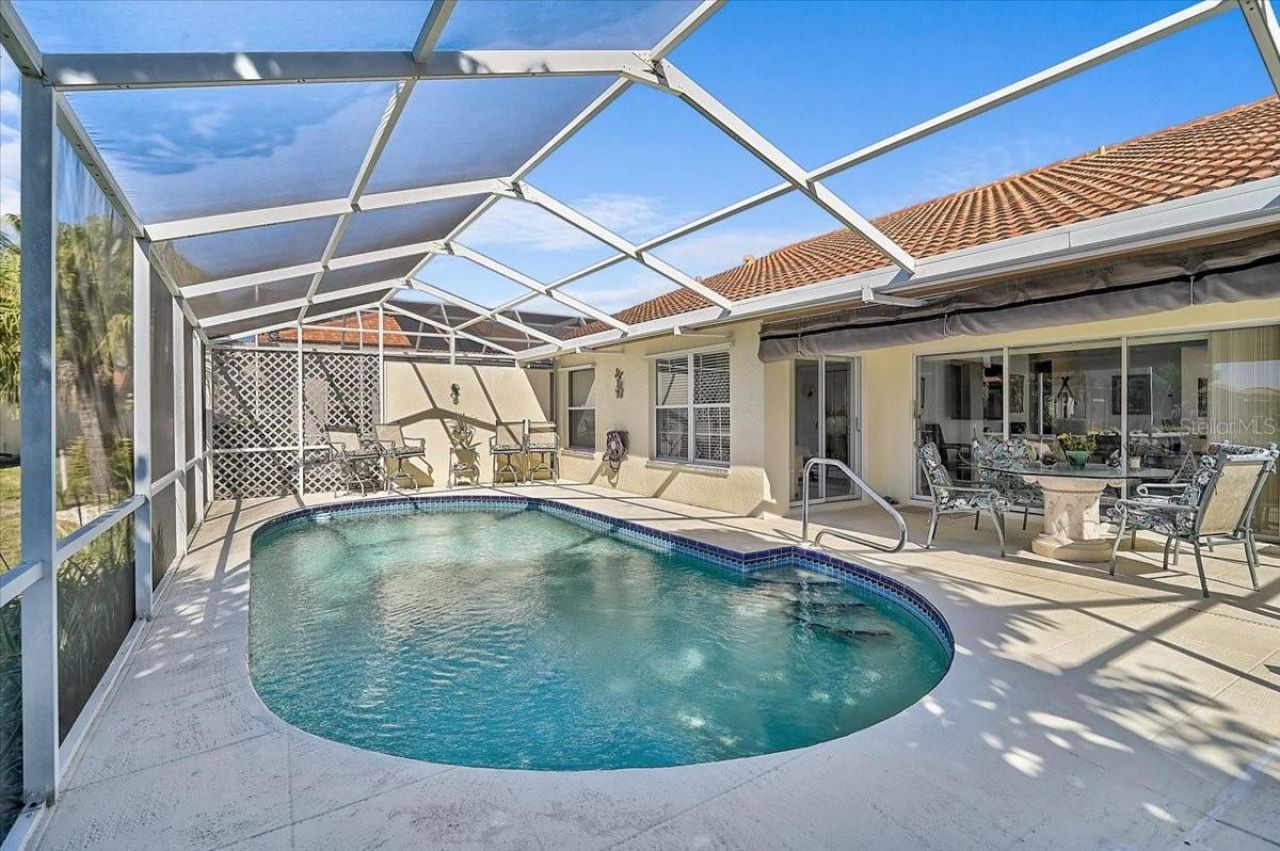 4640 Peridia Boulevard E, Bradenton, FL 34203 Photo