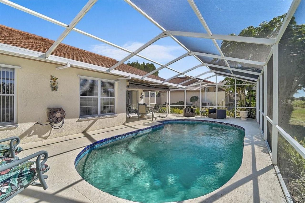 4640 Peridia Boulevard E, Bradenton, FL 34203 Photo