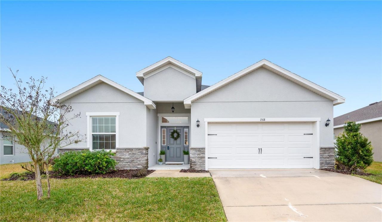 1518 Hollow Tree Court, Lakeland, FL 33811 Main Photo