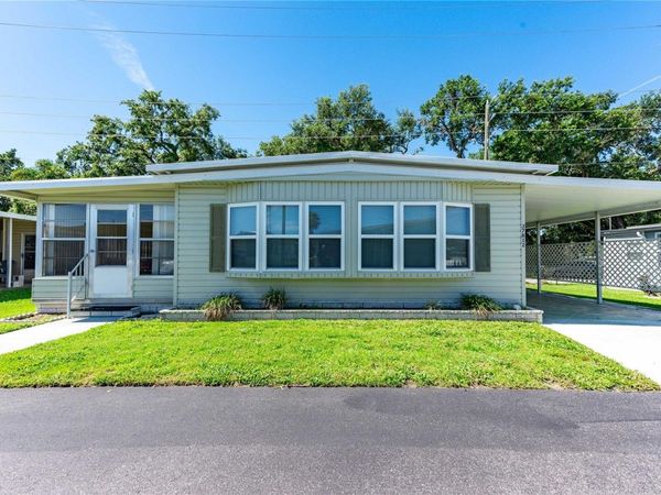 37812 VALENCIA AVENUE, ZEPHYRHILLS, FL 33541