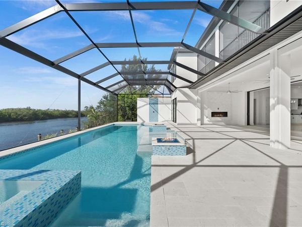 3512 Surfside BLVD, CAPE CORAL, FL 33914