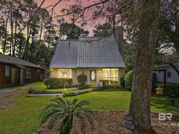 809 E 23rd Avenue, Gulf Shores, AL 36542