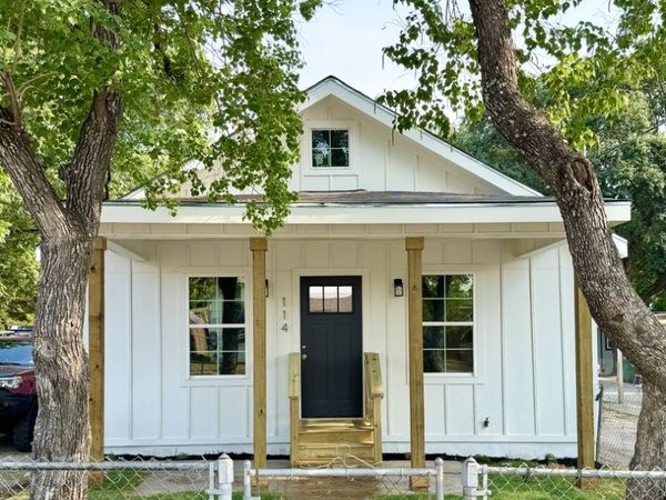 114 Yuma, San Antonio, TX 78211