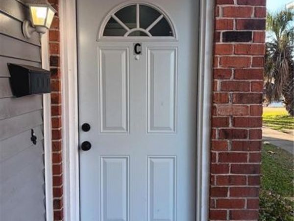 3672 MARTINIQUE Avenue, Unit C, Kenner, LA 70065