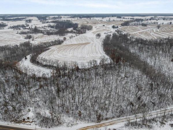 E8527 NELSON ROAD, Readstown, WI 54652