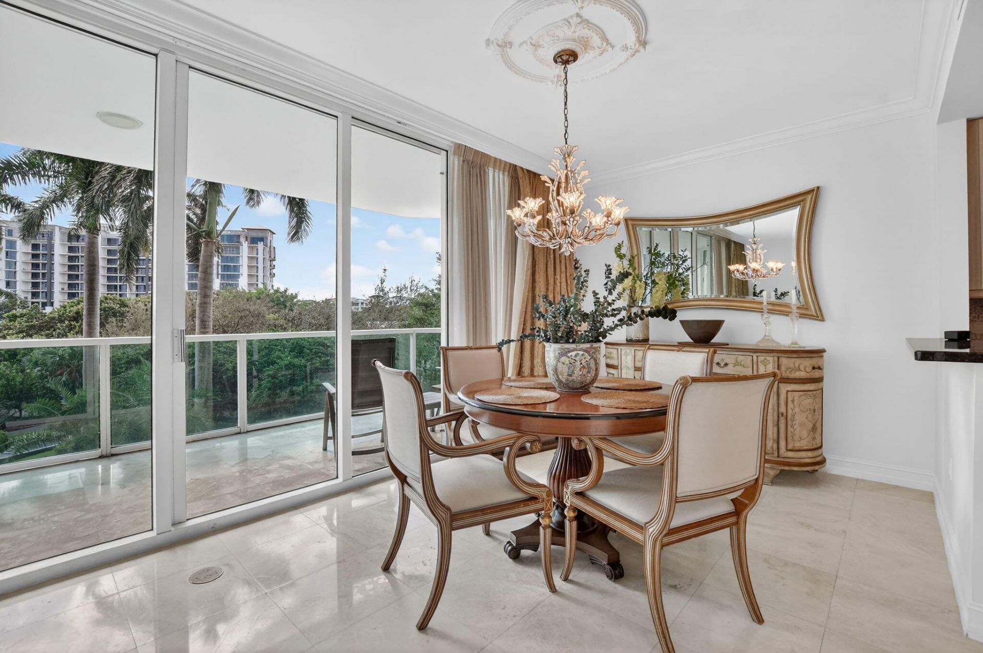 550 SE Mizner Boulevard, Unit B307, Boca Raton, FL 33432 Photo