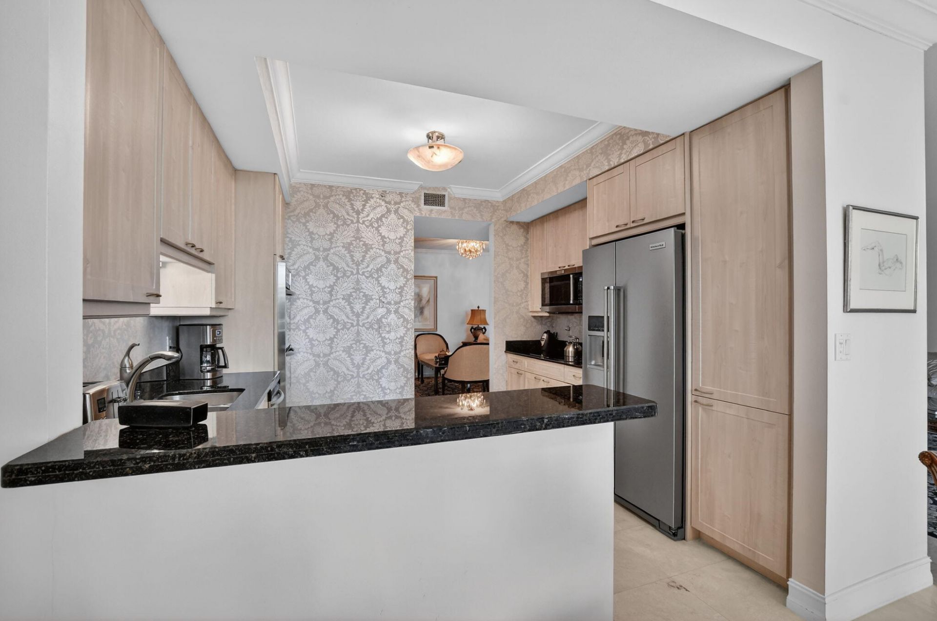 550 SE Mizner Boulevard, Unit B307, Boca Raton, FL 33432 Photo