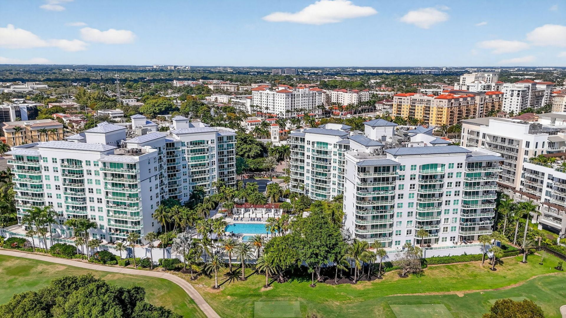 550 SE Mizner Boulevard, Unit B307, Boca Raton, FL 33432 Photo