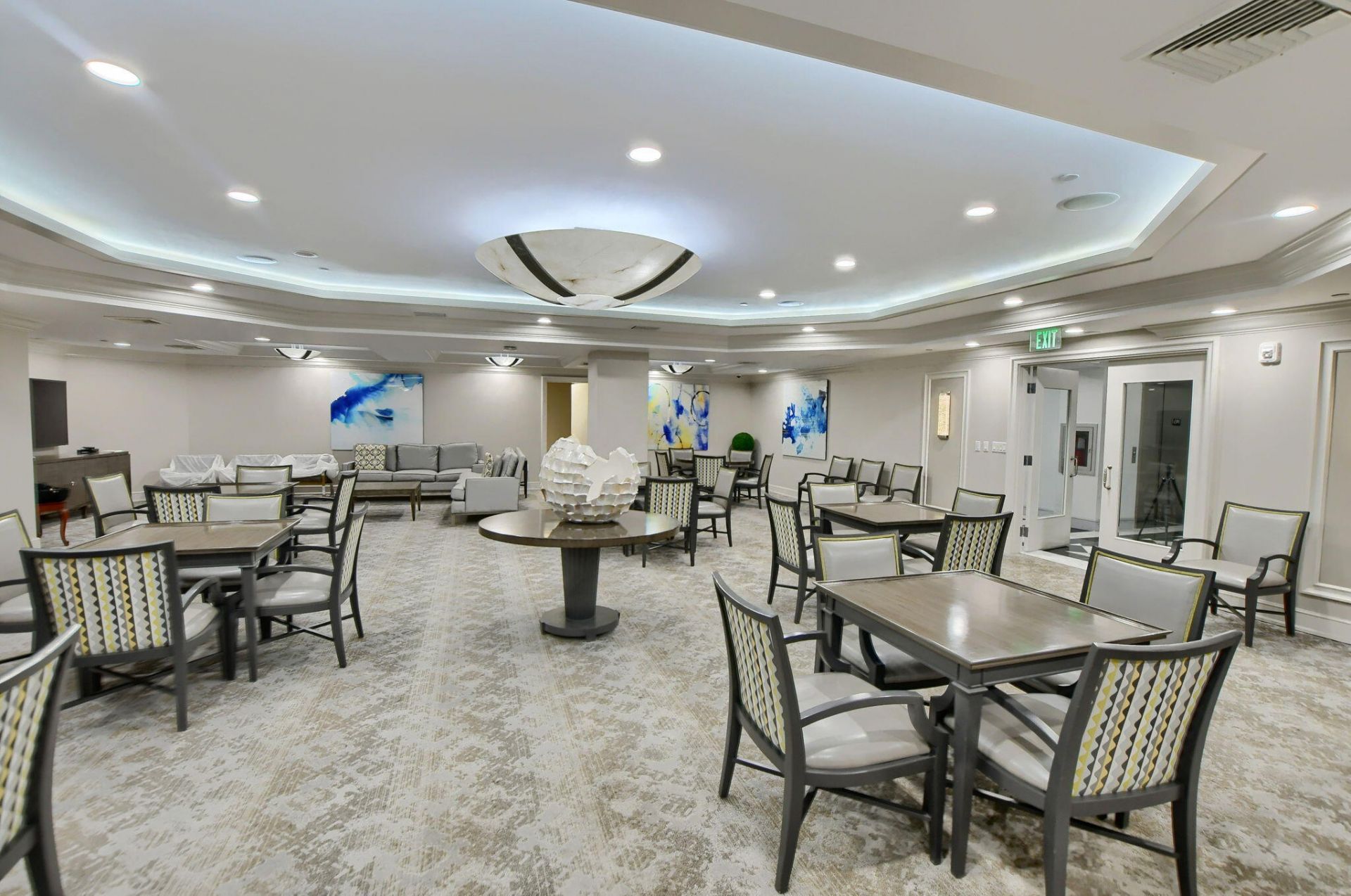 550 SE Mizner Boulevard, Unit B307, Boca Raton, FL 33432 Photo