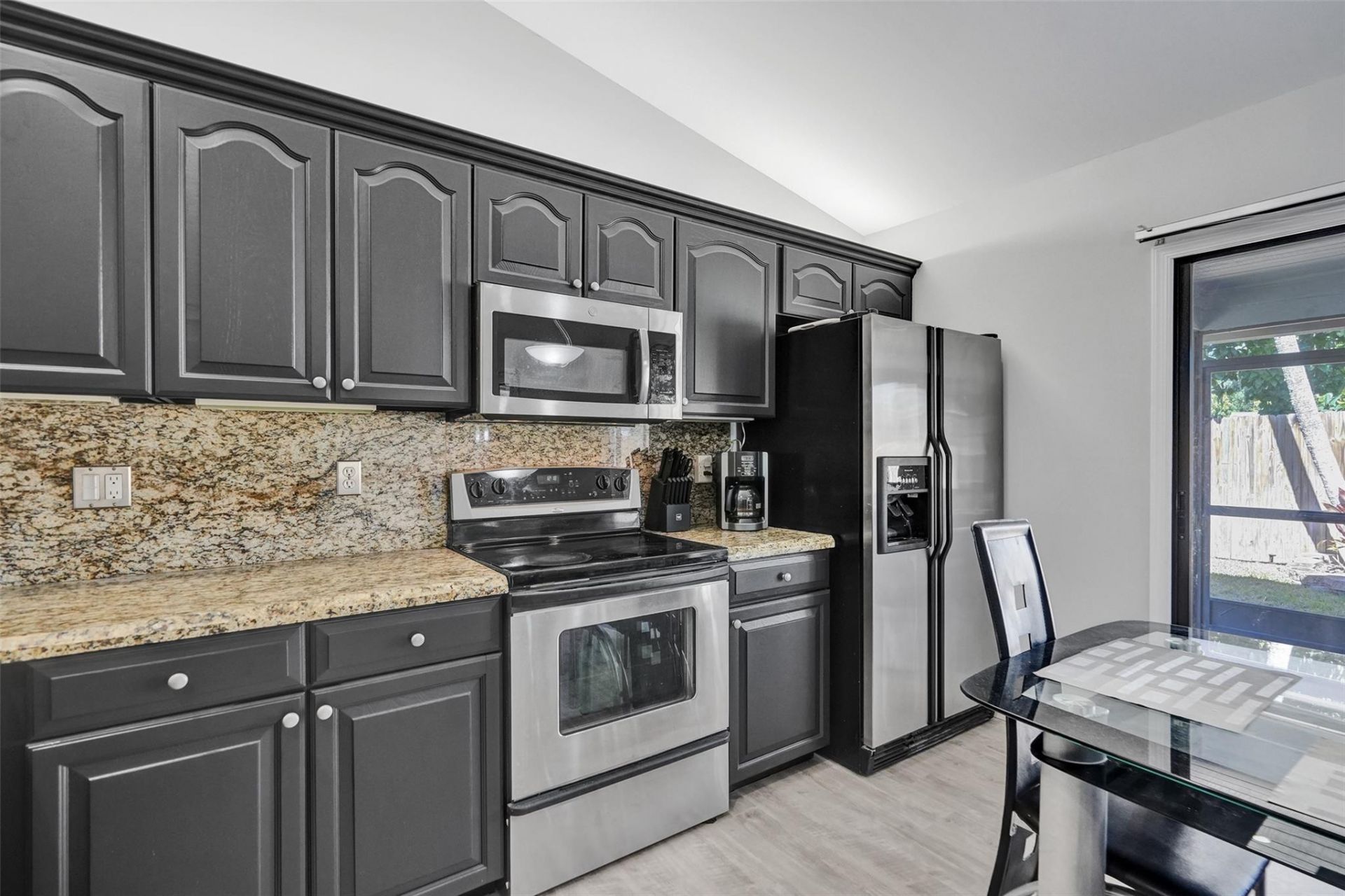 141 Roycourt Circle, Royal Palm Beach, FL 33411 Photo