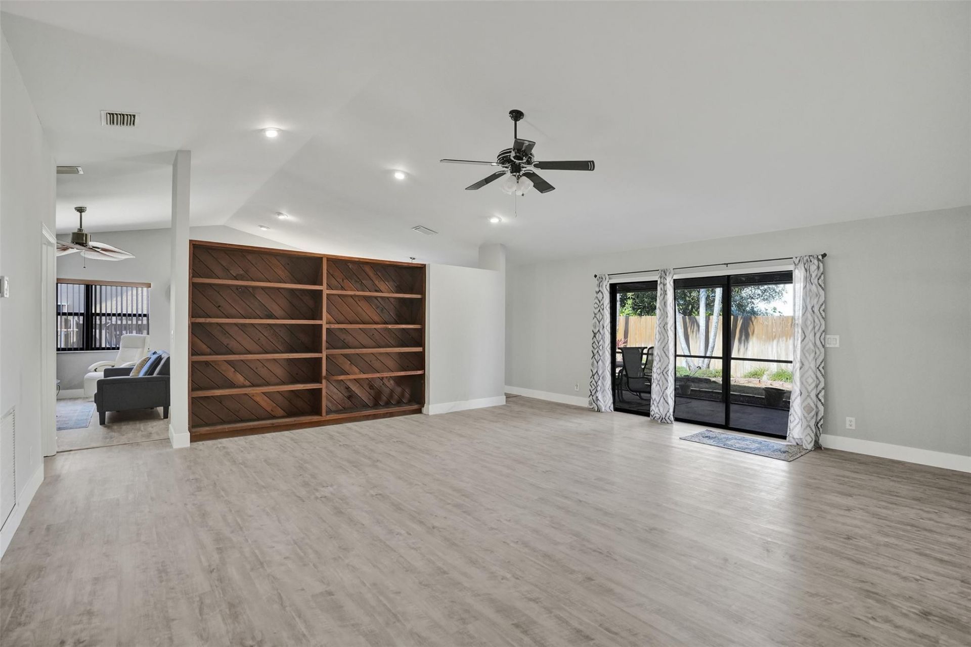 141 Roycourt Circle, Royal Palm Beach, FL 33411 Photo