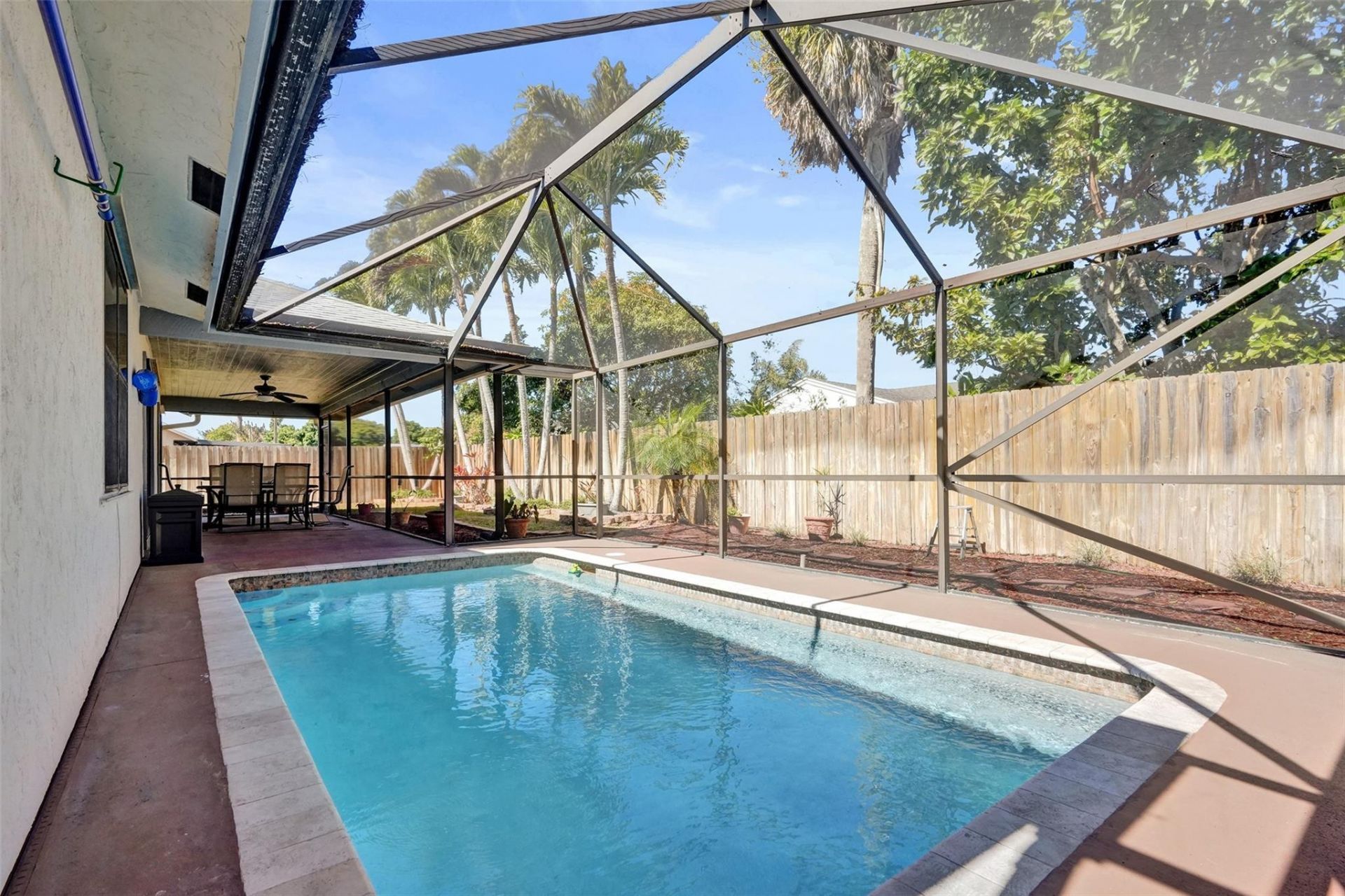 141 Roycourt Circle, Royal Palm Beach, FL 33411 Photo