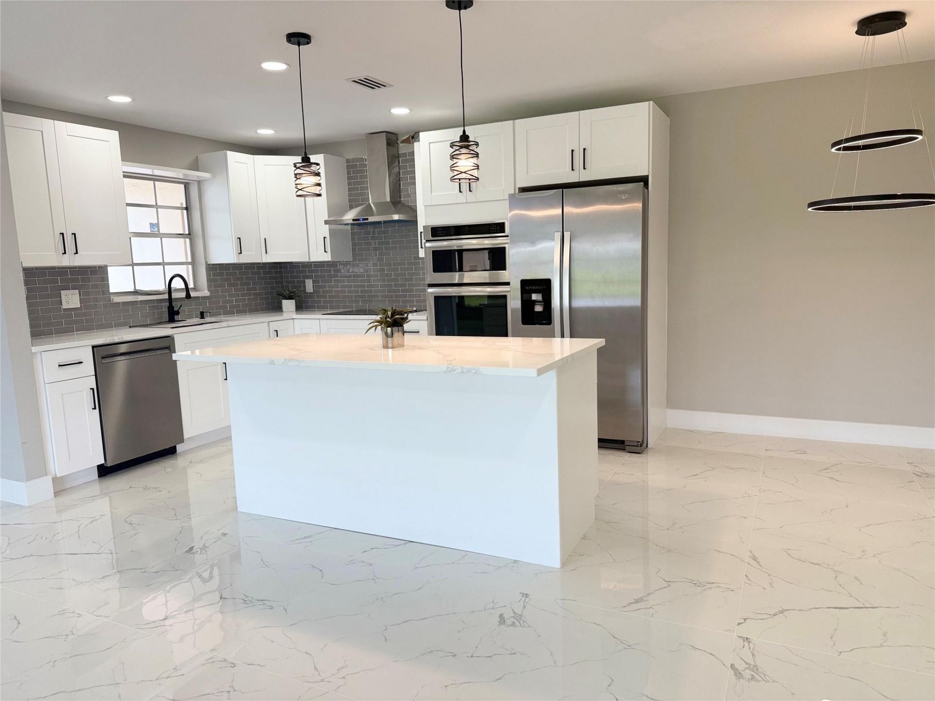 4935 NW 2nd St, Unit D, Delray Beach, FL 33445 Photo