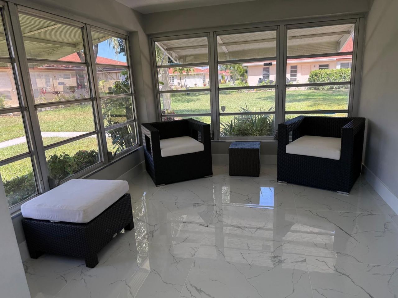 4935 NW 2nd St, Unit D, Delray Beach, FL 33445 Photo