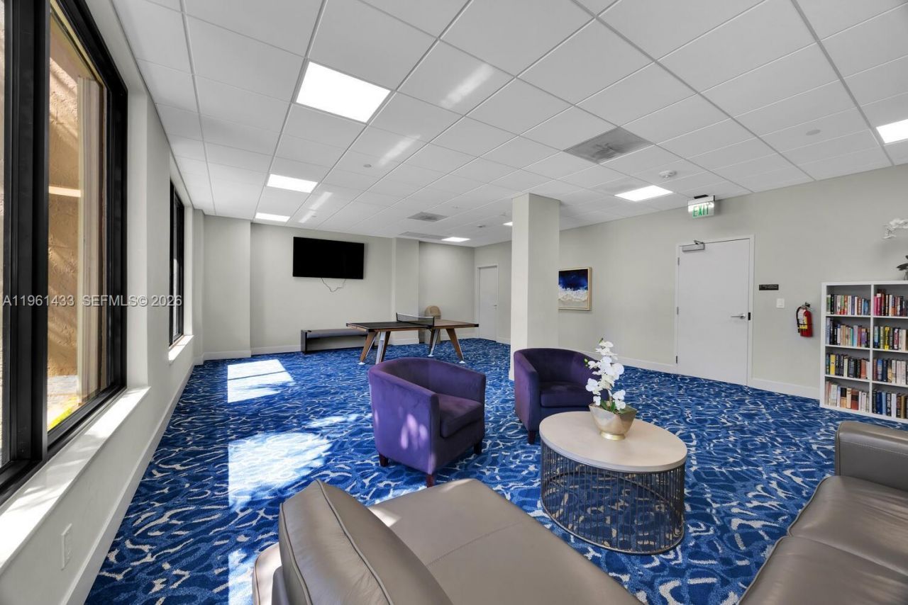 90 Edgewater Dr , Unit PH25, Coral Gables, FL 33133 Photo