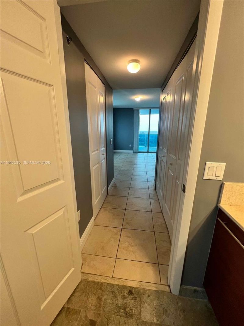 2641 N Flamingo Rd , Unit 1701N, Sunrise, FL 33323 Photo