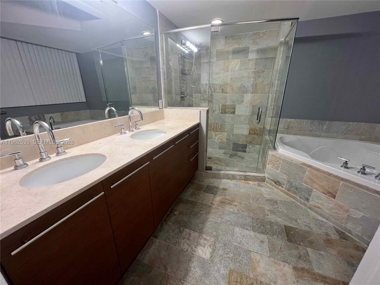 2641 N Flamingo Rd , Unit 1701N, Sunrise, FL 33323 Photo