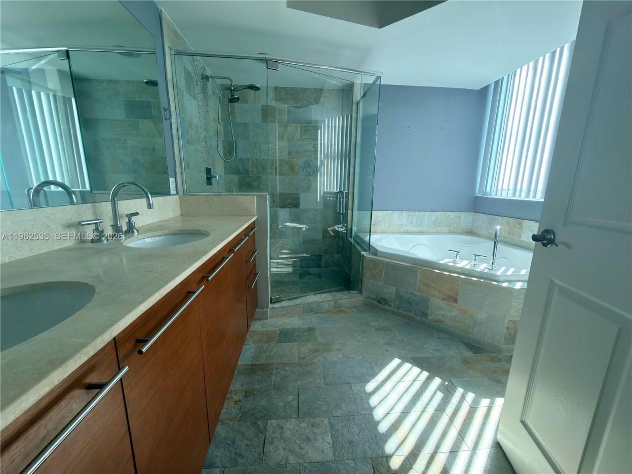 2641 N Flamingo Rd , Unit 1701N, Sunrise, FL 33323 Photo