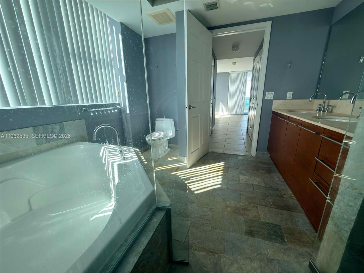 2641 N Flamingo Rd , Unit 1701N, Sunrise, FL 33323 Photo