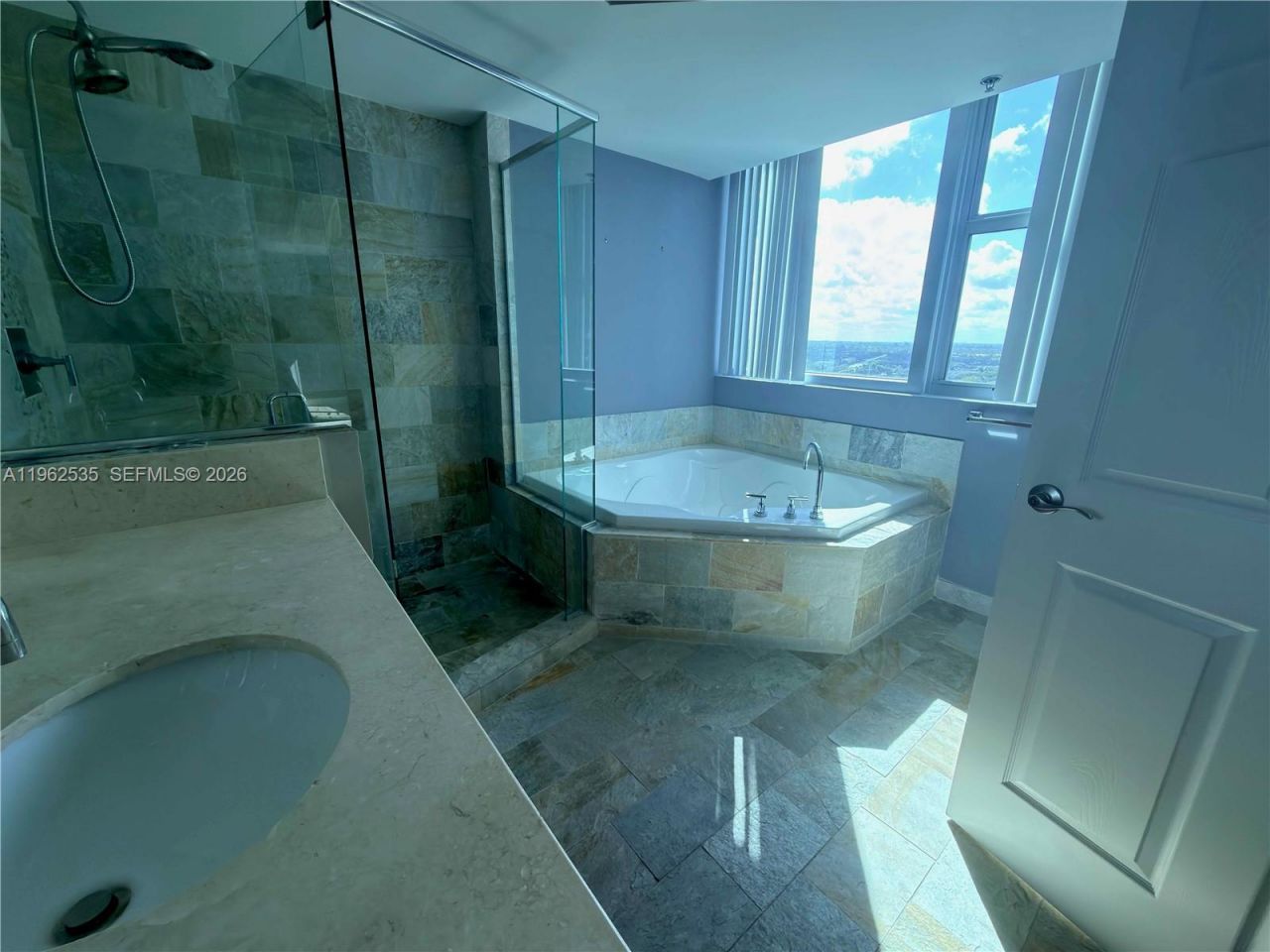 2641 N Flamingo Rd , Unit 1701N, Sunrise, FL 33323 Photo