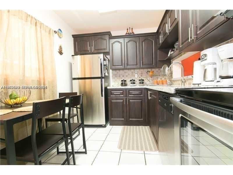 8600 SW 133rd Ave Rd, Unit 221, Miami, FL 33183 Photo