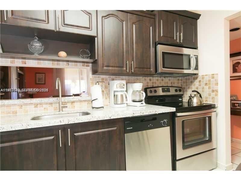 8600 SW 133rd Ave Rd, Unit 221, Miami, FL 33183 Photo