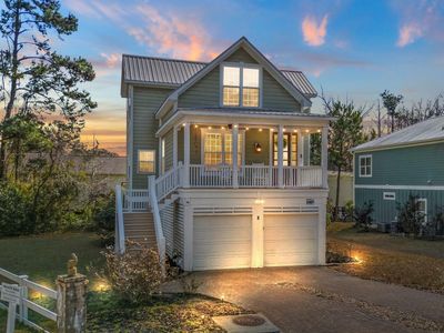 8 Sandlapper Way, Pawleys Island, SC 29585