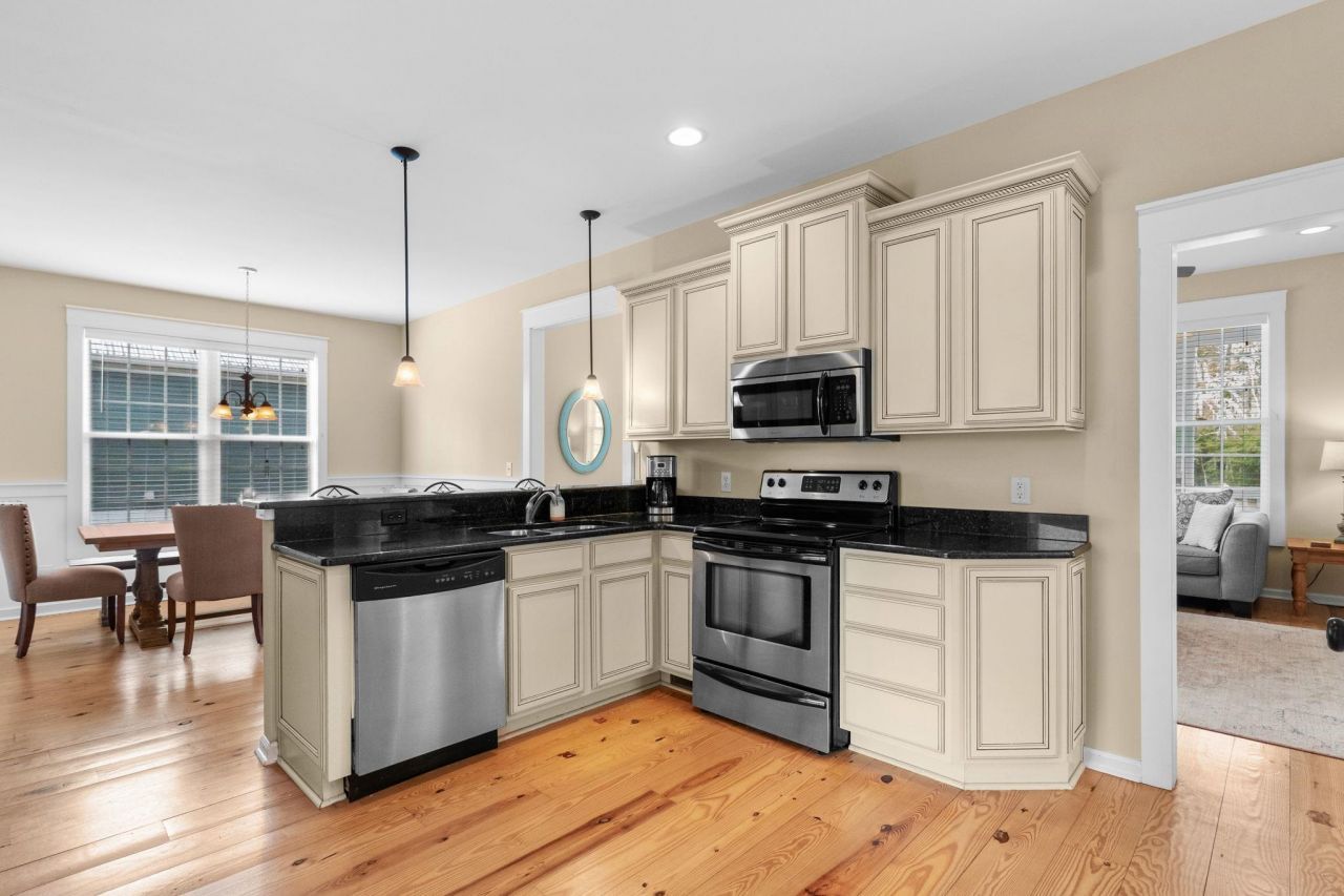 8 Sandlapper Way Photo 17