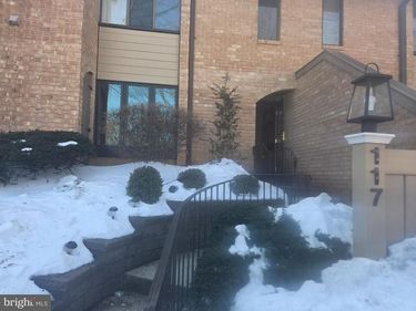 117 WOODGATE LANE, PAOLI, PA 19301