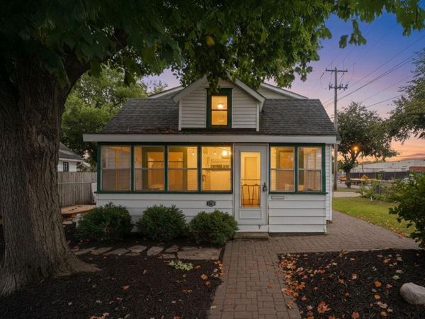 1732 Jefferson Street NE, Minneapolis, MN 55413