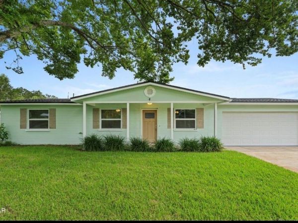 323 SCOTLAND DRIVE, DAYTONA BEACH, FL 32117