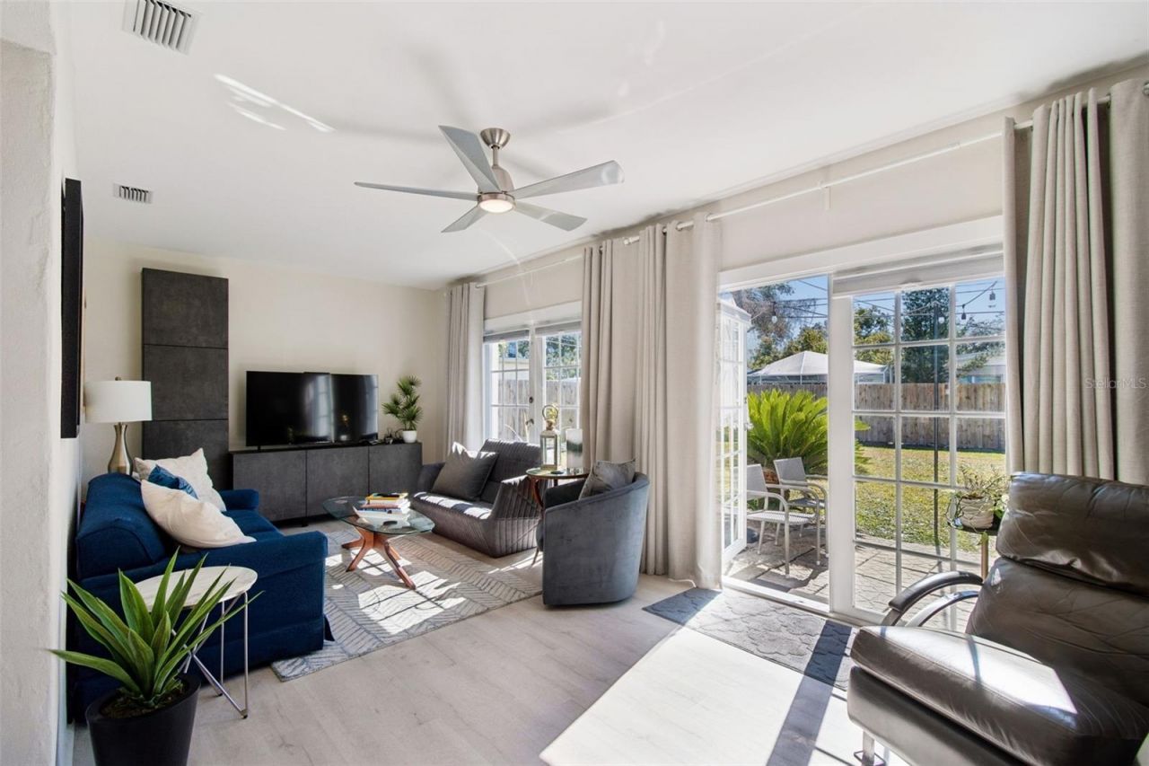 2000 Serpentine Circle S, Saint Petersburg, FL 33712 Photo