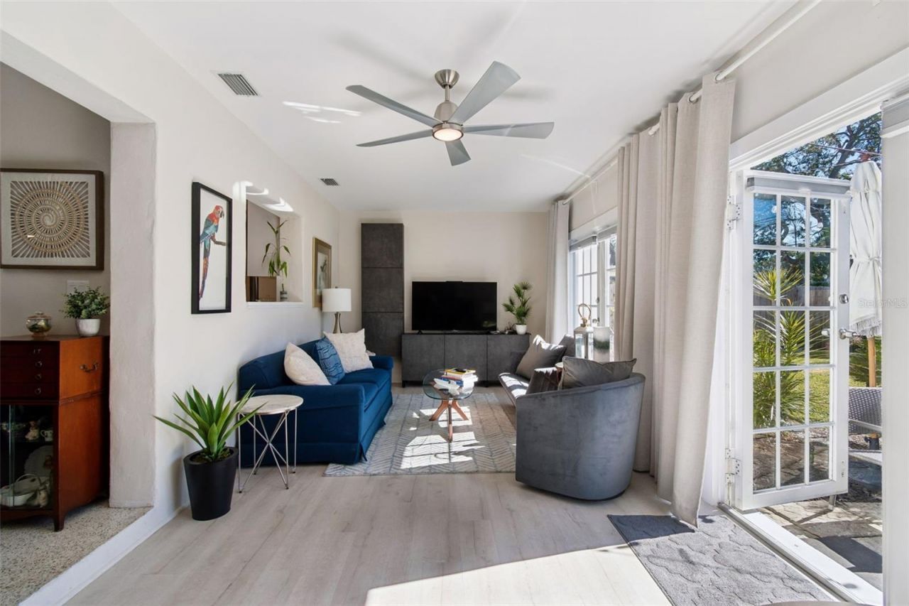 2000 Serpentine Circle S, Saint Petersburg, FL 33712 Photo