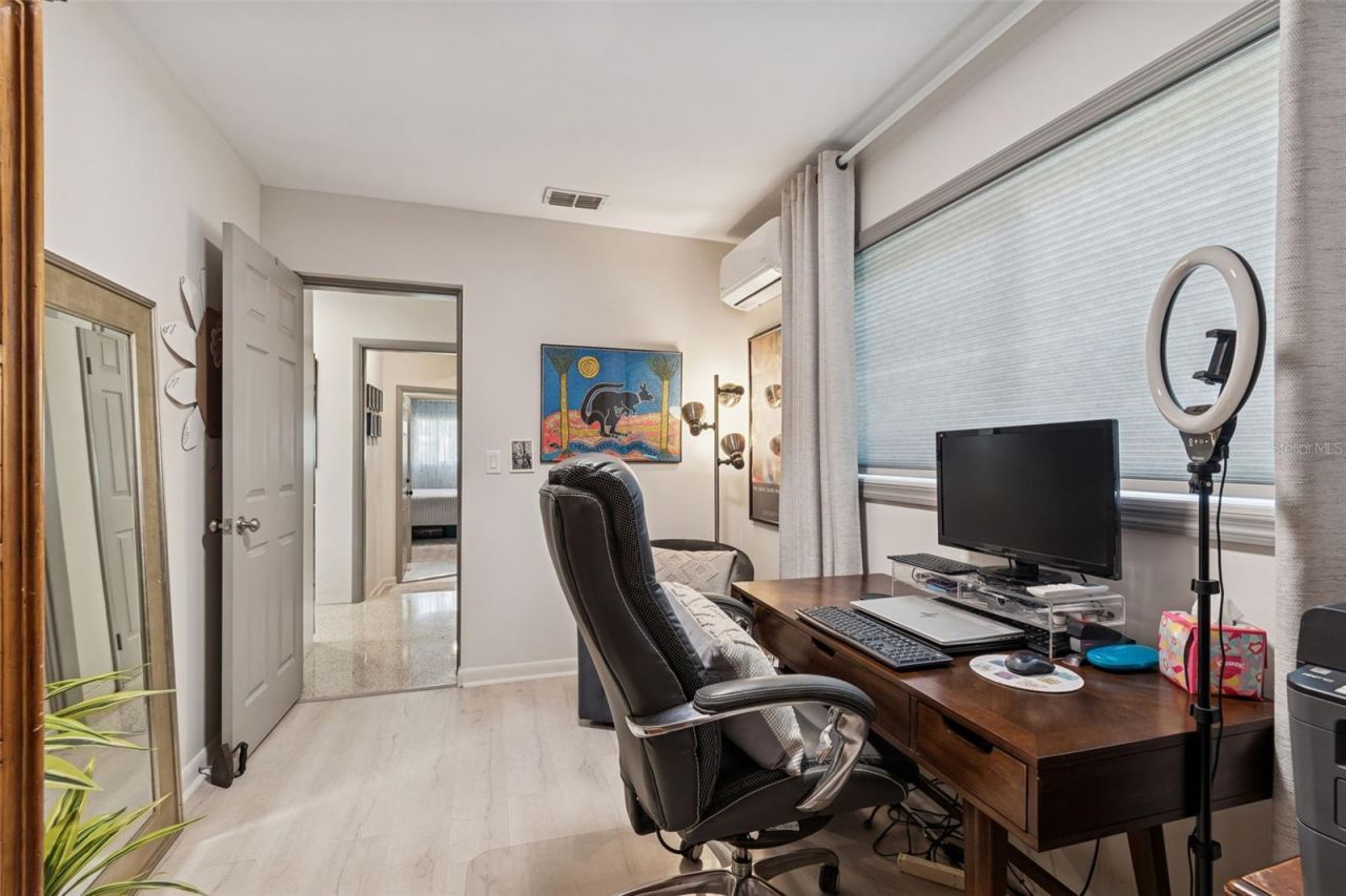 2000 Serpentine Circle S, Saint Petersburg, FL 33712 Photo