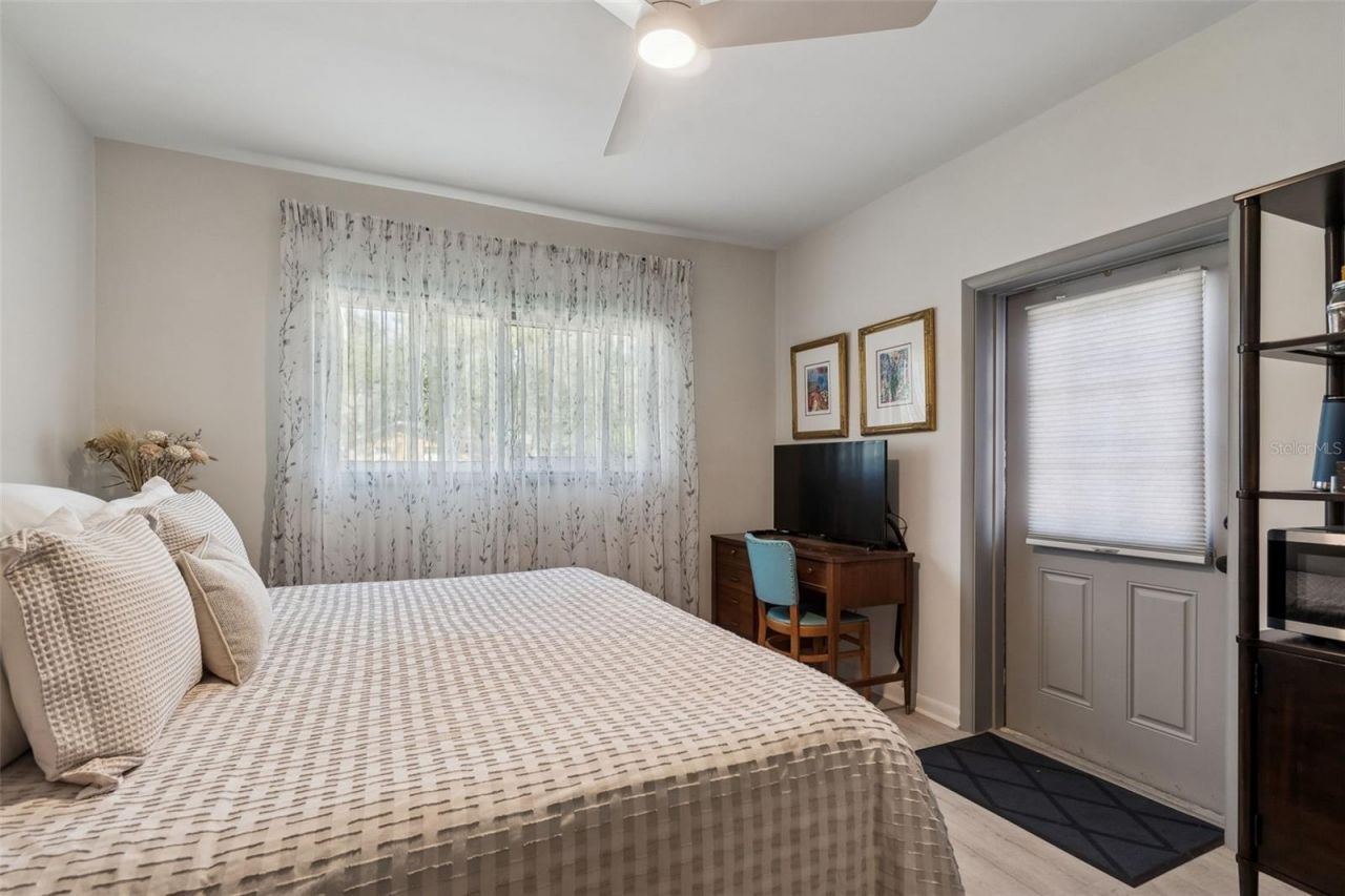 2000 Serpentine Circle S, Saint Petersburg, FL 33712 Photo