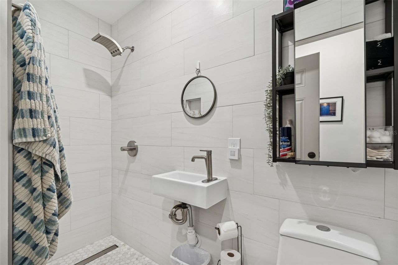 2000 Serpentine Circle S, Saint Petersburg, FL 33712 Photo