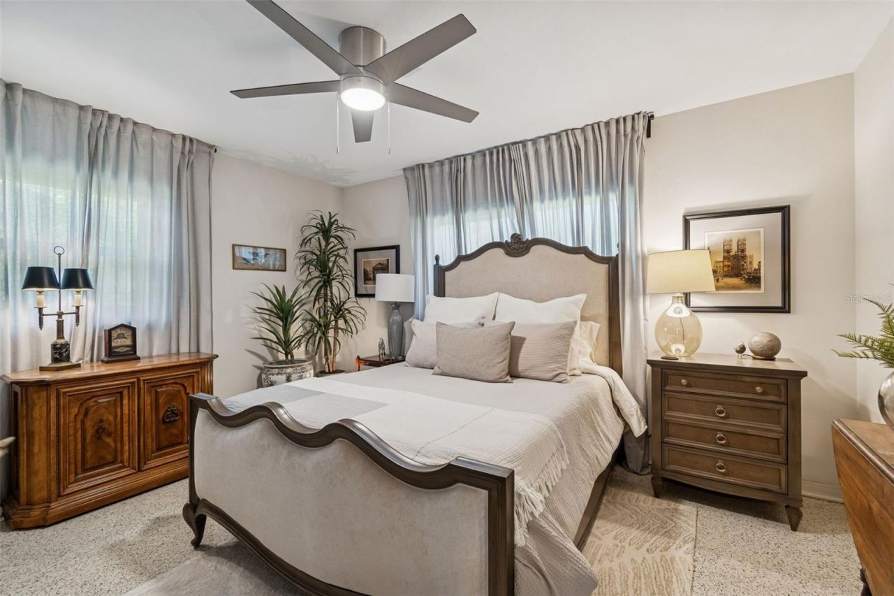 2000 Serpentine Circle S, Saint Petersburg, FL 33712 Photo